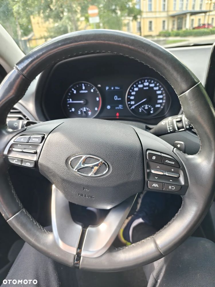 Hyundai i30 1.6 D Comfort DCT - 19
