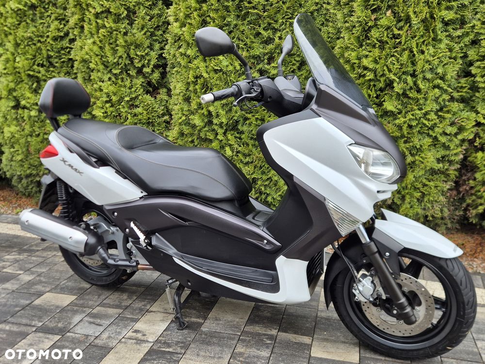 Yamaha X-max - 1