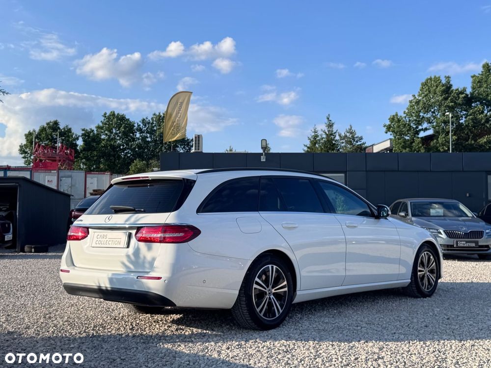 Mercedes-Benz Klasa E 220 d 9G-TRONIC Avantgarde - 4