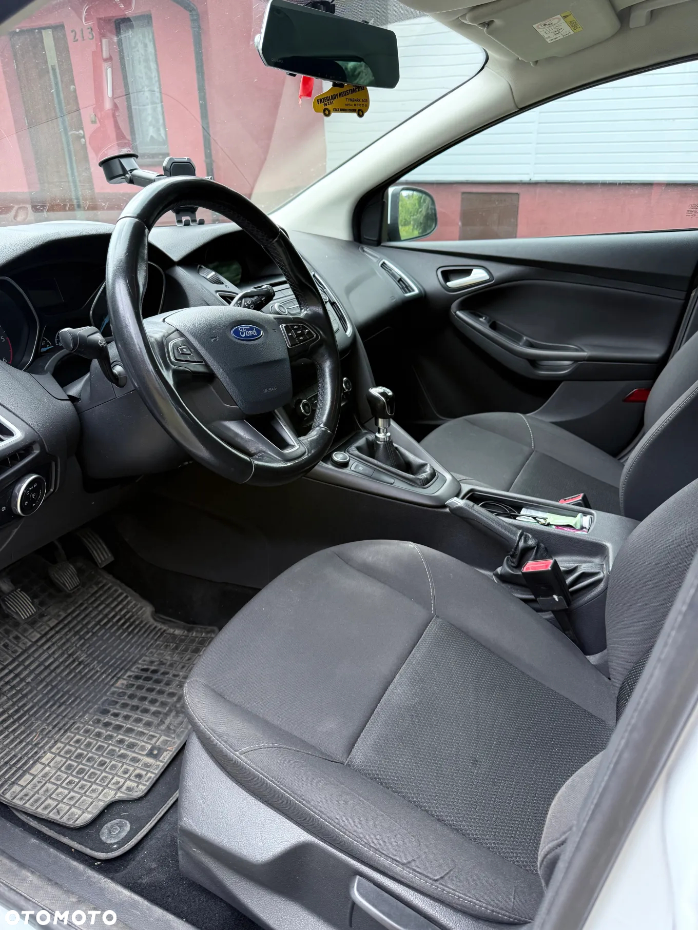 Ford Focus 1.5 TDCi Trend - 6