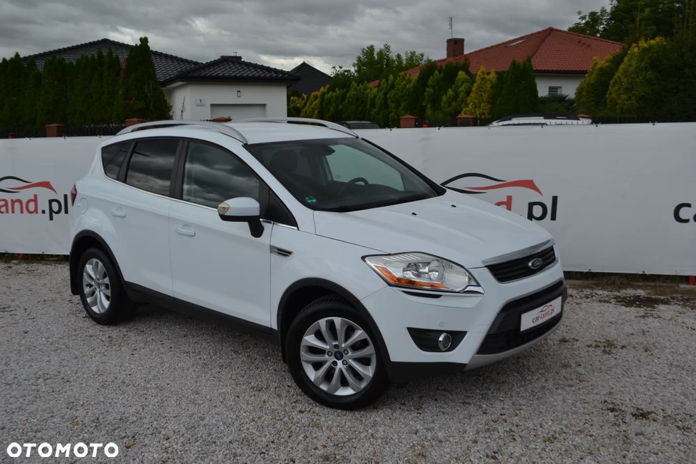 Ford Kuga 2.0 TDCi 2x4 Titanium - 4