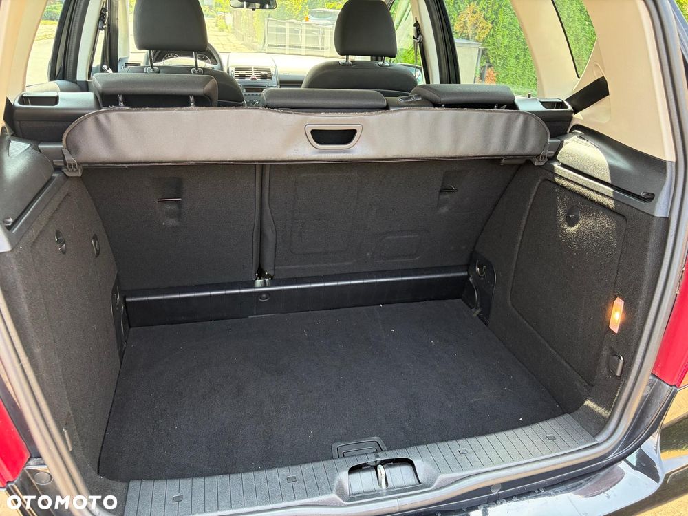 Mercedes-Benz Klasa A 160 BlueEFFICIENCY Avantgarde - 14