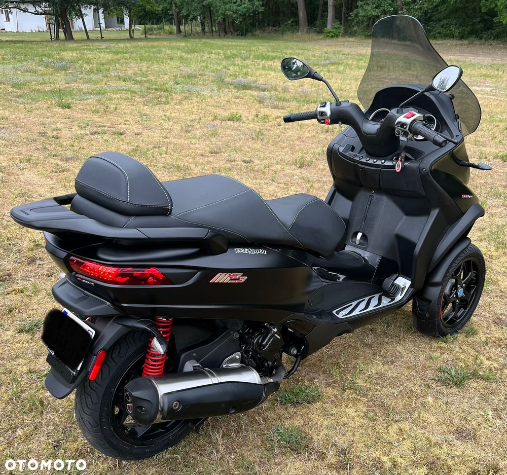 Piaggio MP-3 - 9