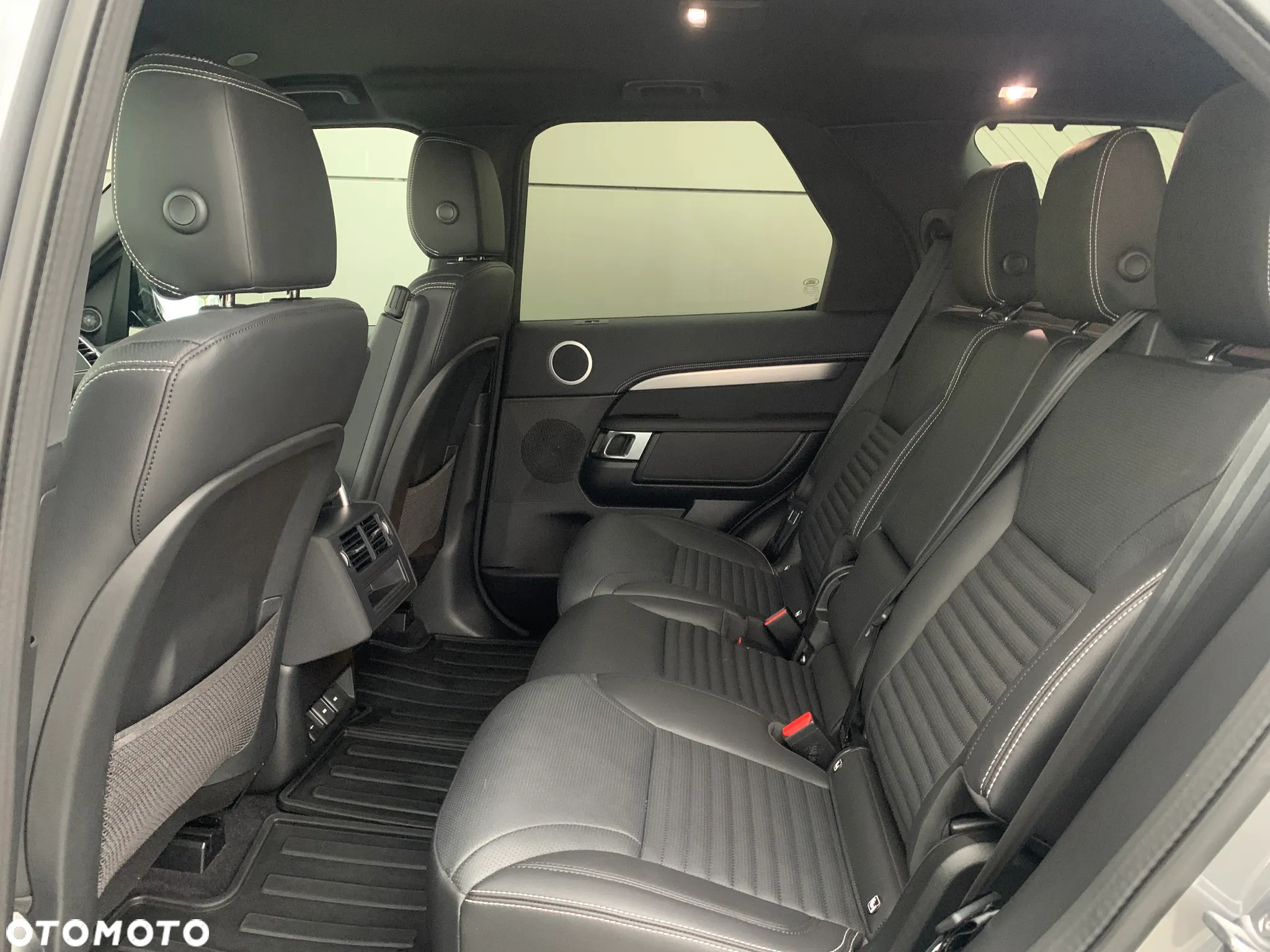 Land Rover Discovery - 11