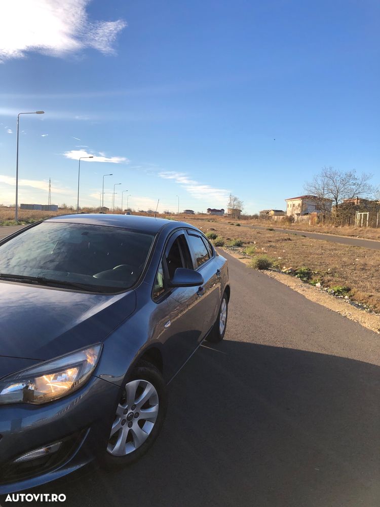 Opel Astra 1.6 ECOTEC 150 Edition - 5