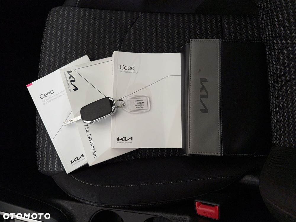 Kia XCeed - 30