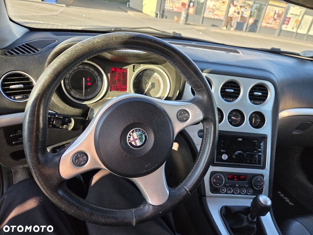 Alfa Romeo Brera 2.2JTS Sky View - 10