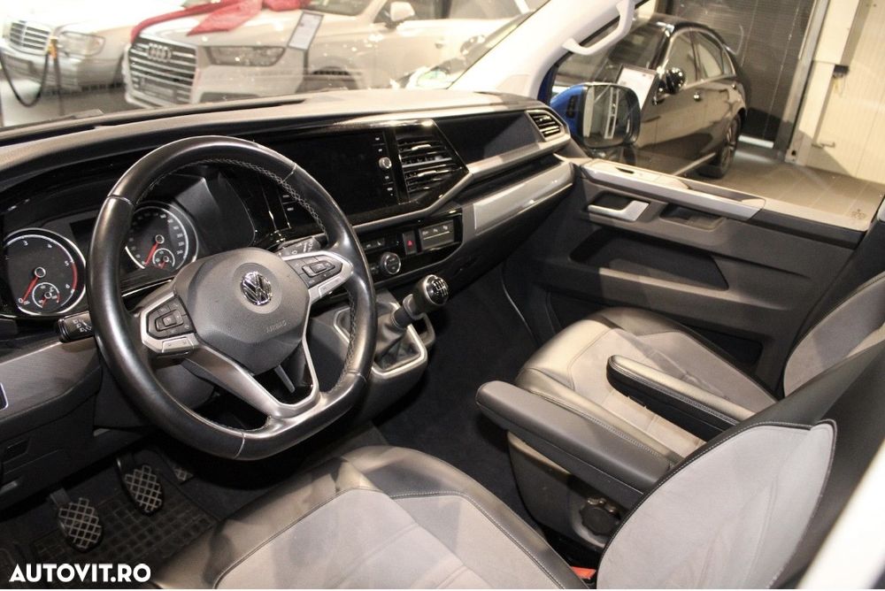 Volkswagen Multivan - 11
