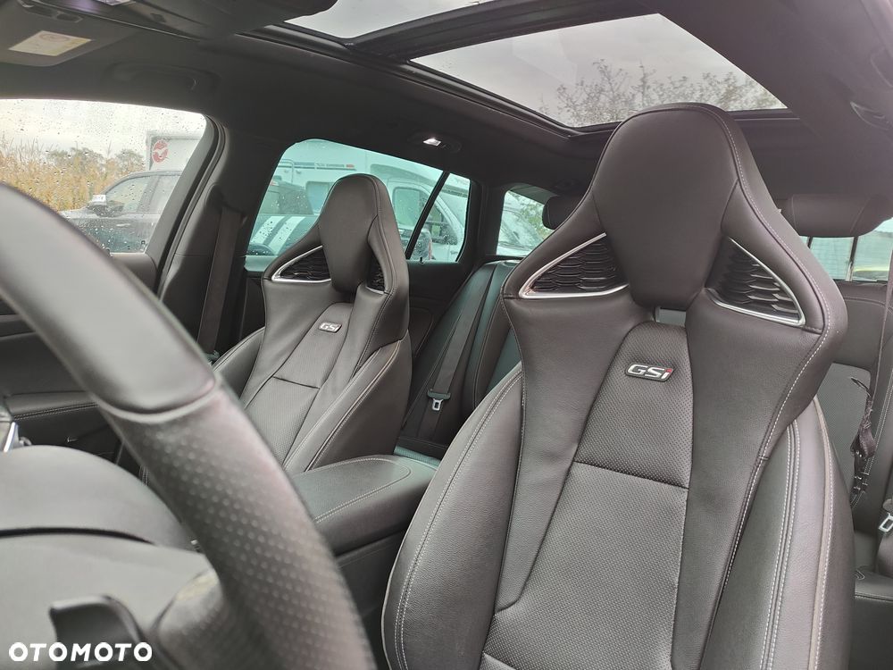 Opel Insignia - 26