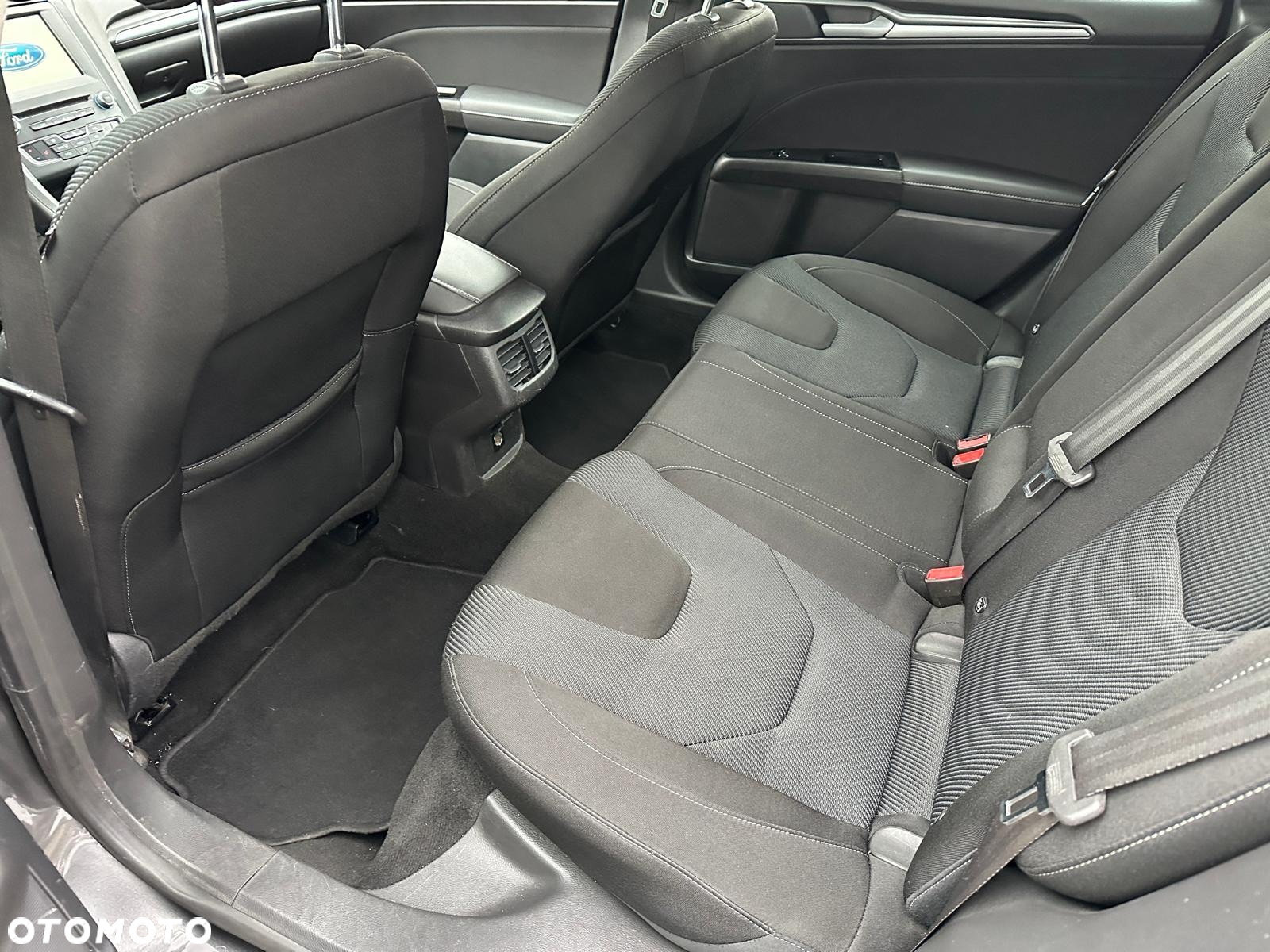 Ford Mondeo 2.0 TDCi Edition PowerShift - 9