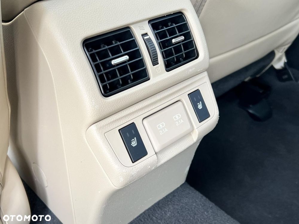 Subaru Outback - 25
