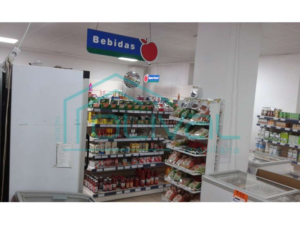 SUPERMERCADO EM ALVERCA - Grande imagem: 2/9