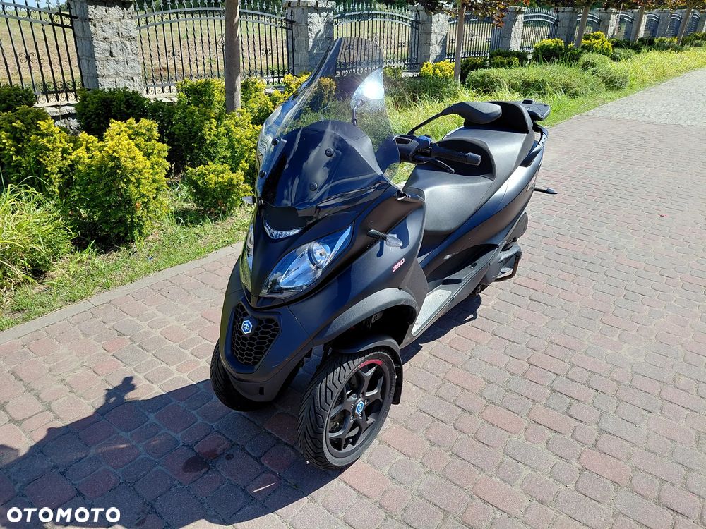 Piaggio MP-3 - 1