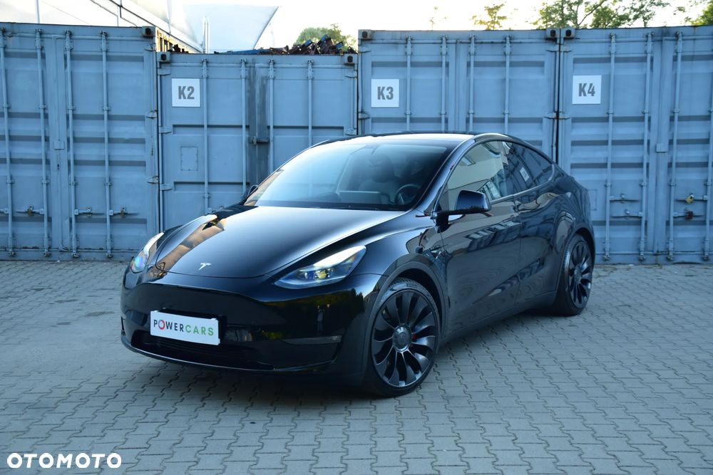 Tesla Model Y - 2