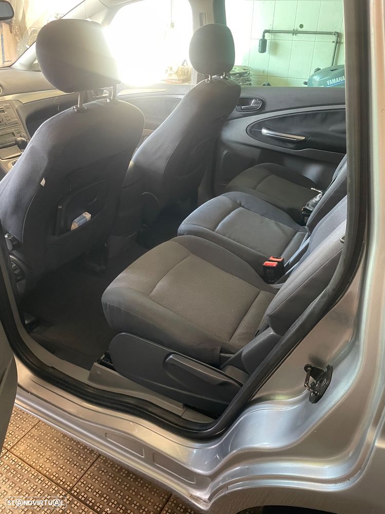 Ford S-Max 1.8 TDCi Titanium 7L - 12