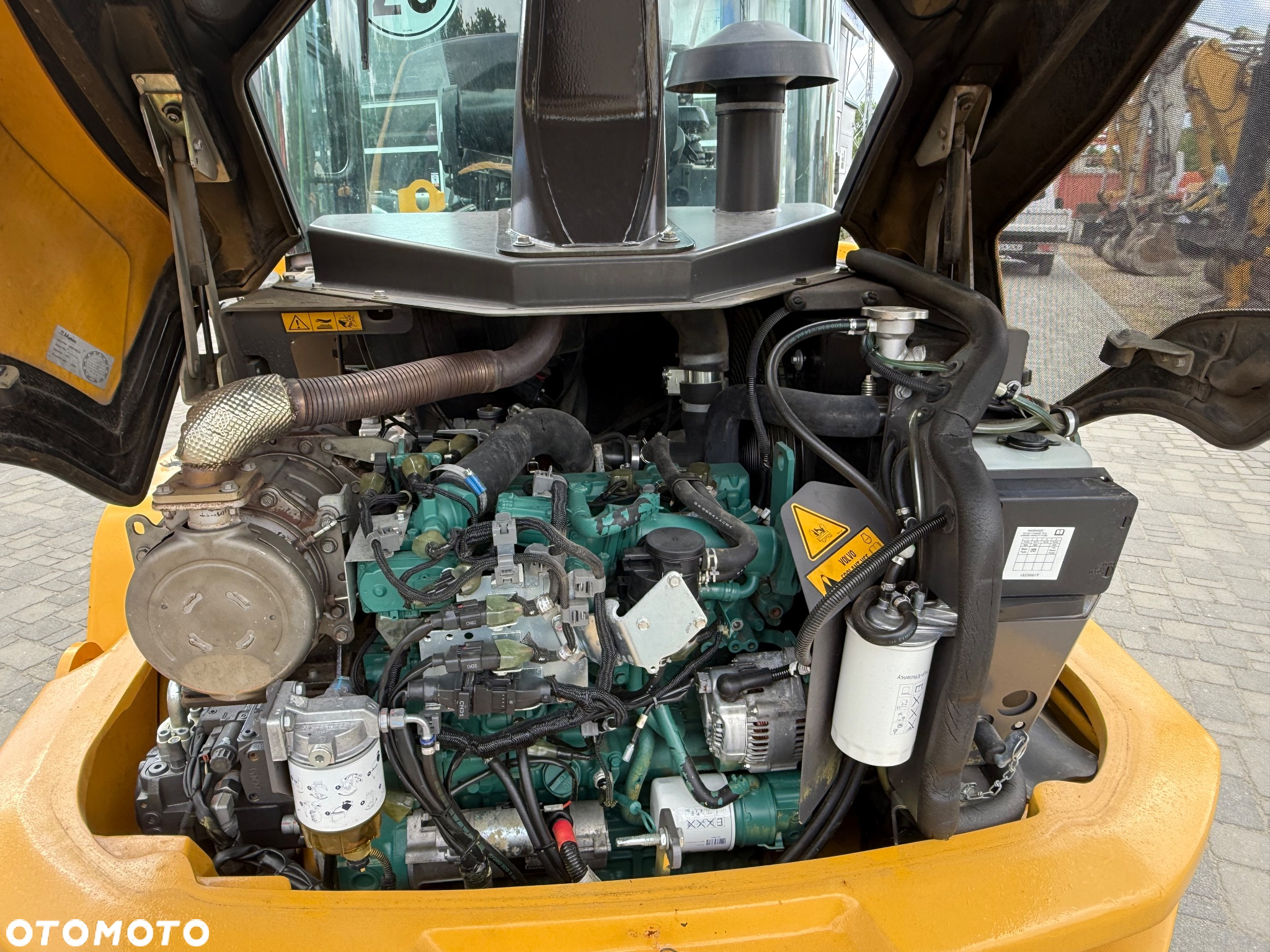Volvo L30G - 11