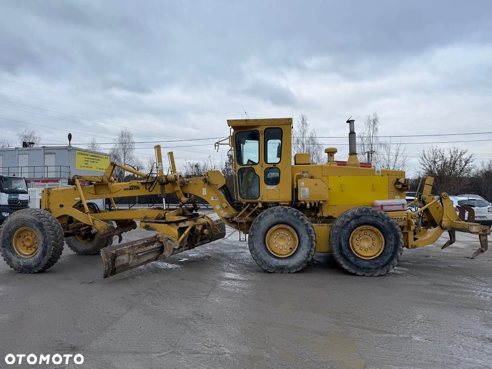 Komatsu GD 705A-4 Równiarka / 17,5 tony / - 3