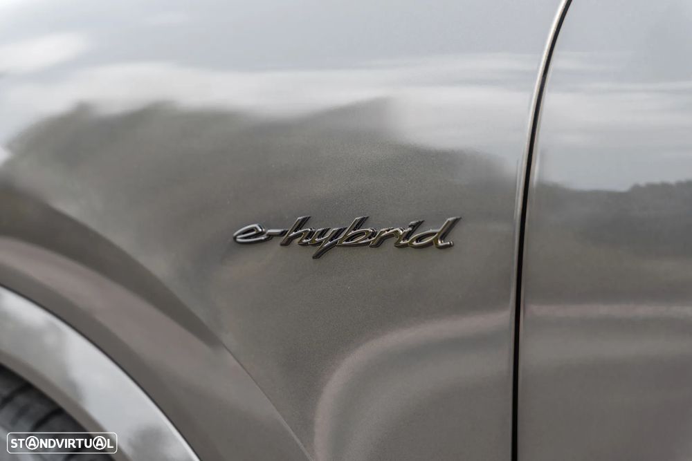 Porsche Cayenne E-Hybrid - 8