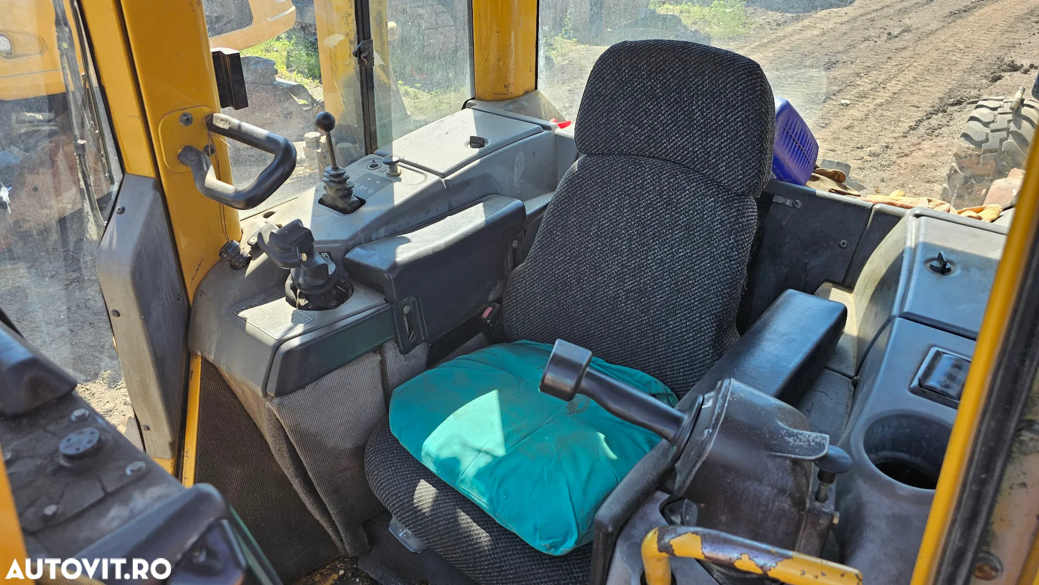 Caterpillar CAT D6N LGP Buldozer - 5