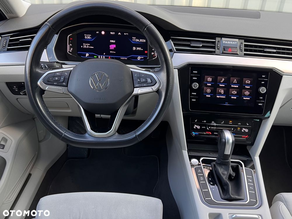 Volkswagen Passat 2.0 TSI Elegance DSG - 21