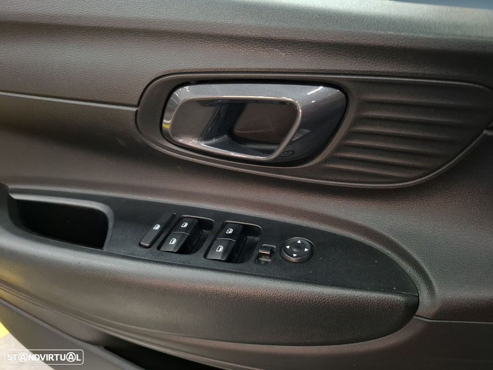 Hyundai i20 1.2 Comfort - 20