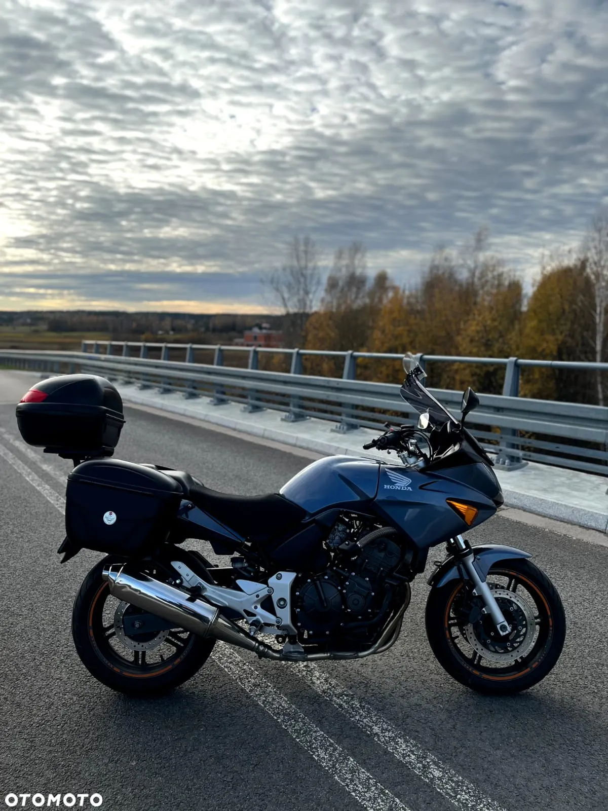 Honda CBF - 2