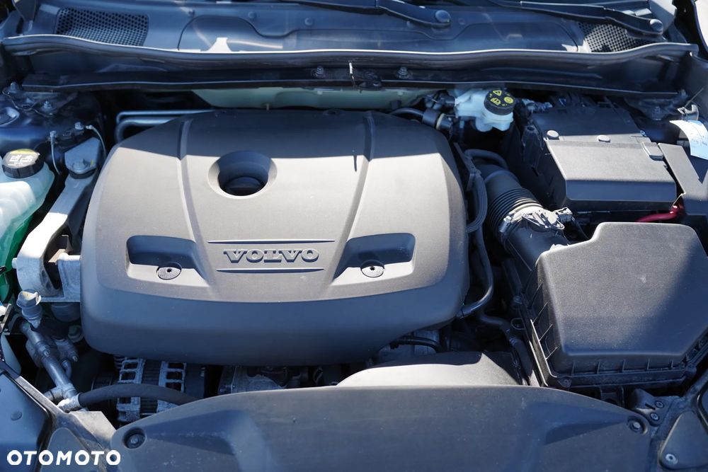 Volvo V40 T4 Geartronic RDesign - 40