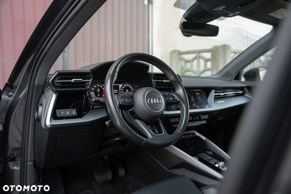 Audi A3 Sportback 35 TFSI S tronic S line - 24