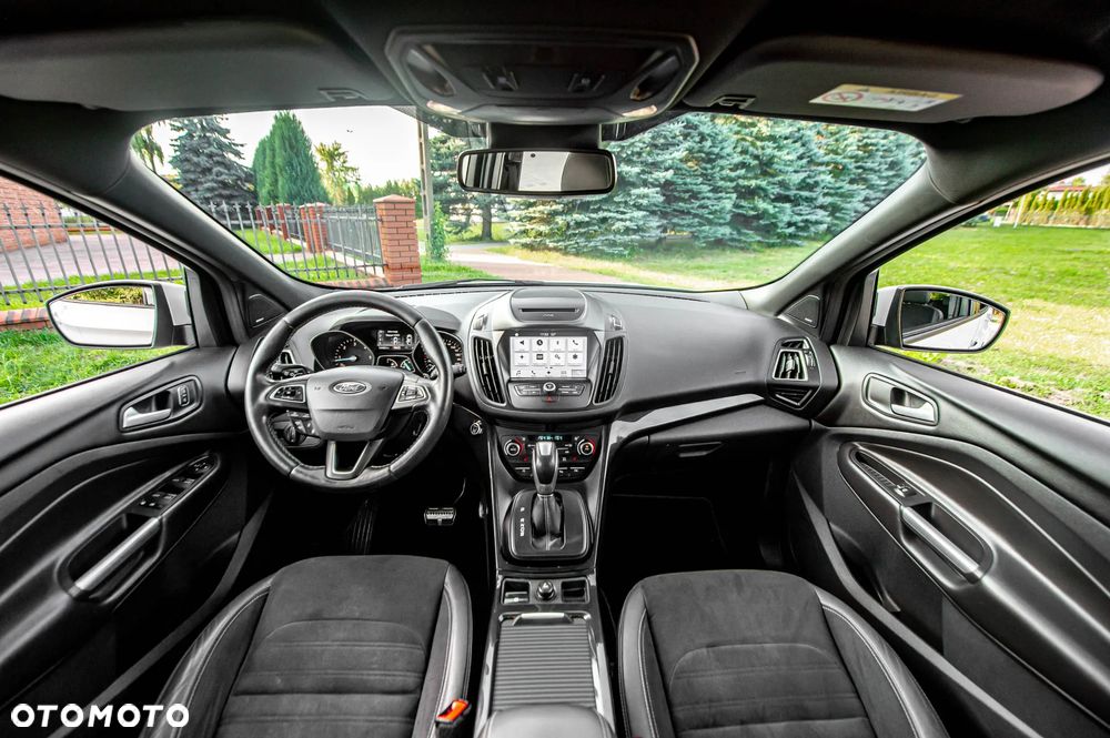 Ford Kuga 2.0 TDCi AWD ST-Line - 31
