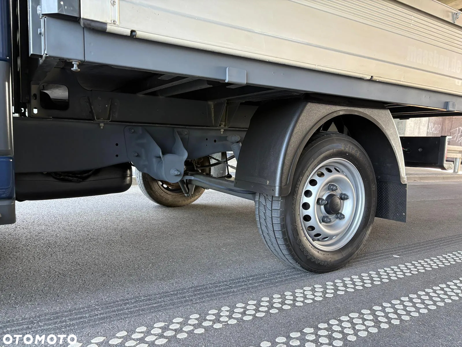 Ford Transit - 11