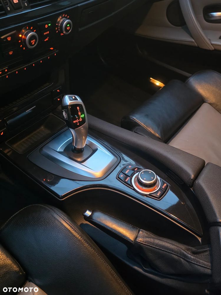 BMW Seria 5 530d xDrive Edition Exclusive - 11