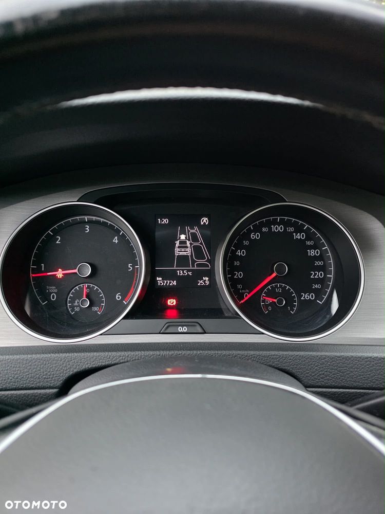 Volkswagen Golf - 12