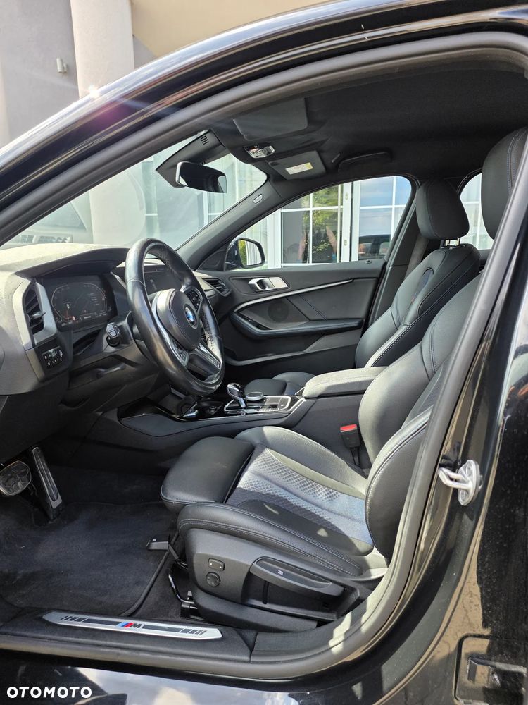 BMW Seria 1 120i M Sport - 10