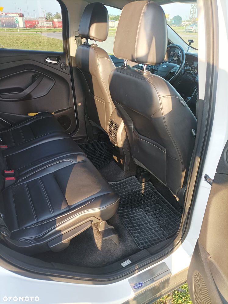 Ford Escape - 12