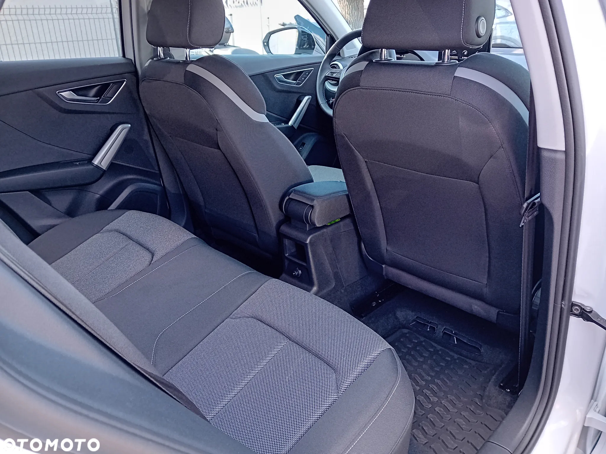 Audi Q2 35 TFSI Advanced S tronic - 16