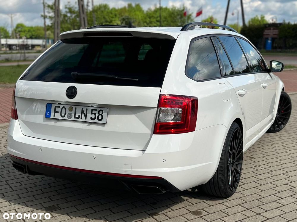 Skoda Octavia 2.0 TDI DSG RS - 14