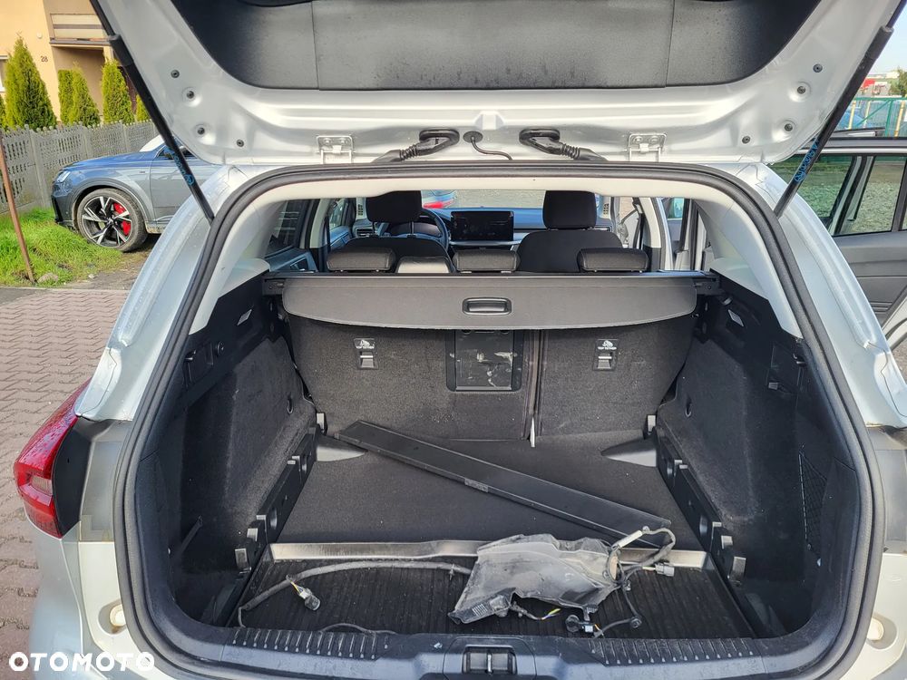 Ford Focus 1.0 EcoBoost Hybrid TITANIUM - 23