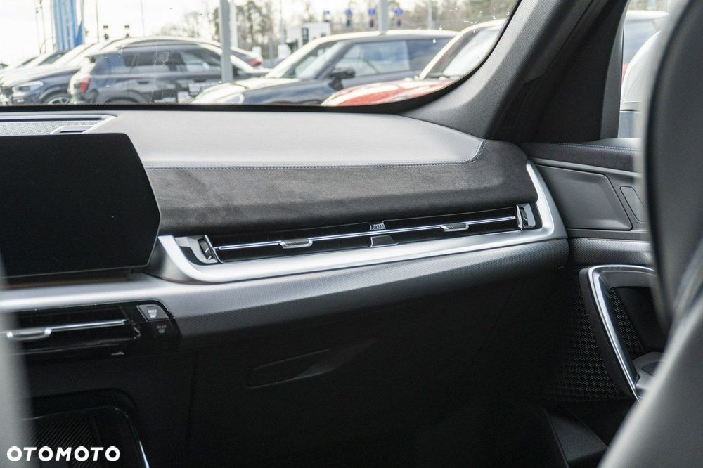 BMW X1 sDrive18i - 22