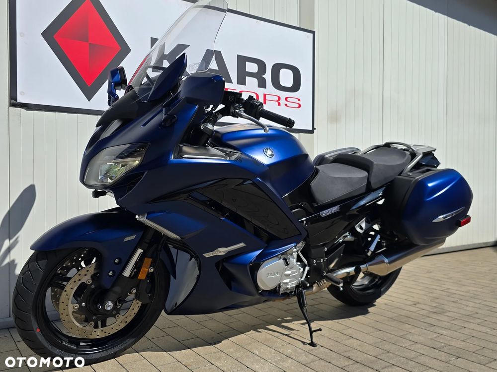 Yamaha FJR - 9