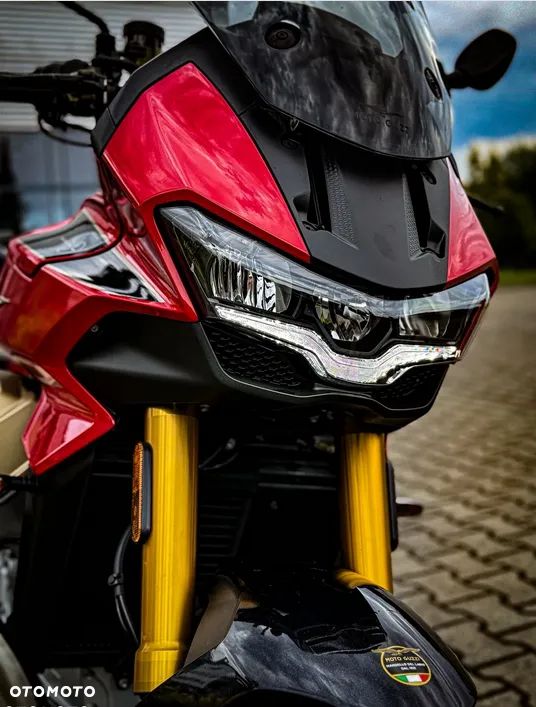 Moto Guzzi V100 Mandello - 8