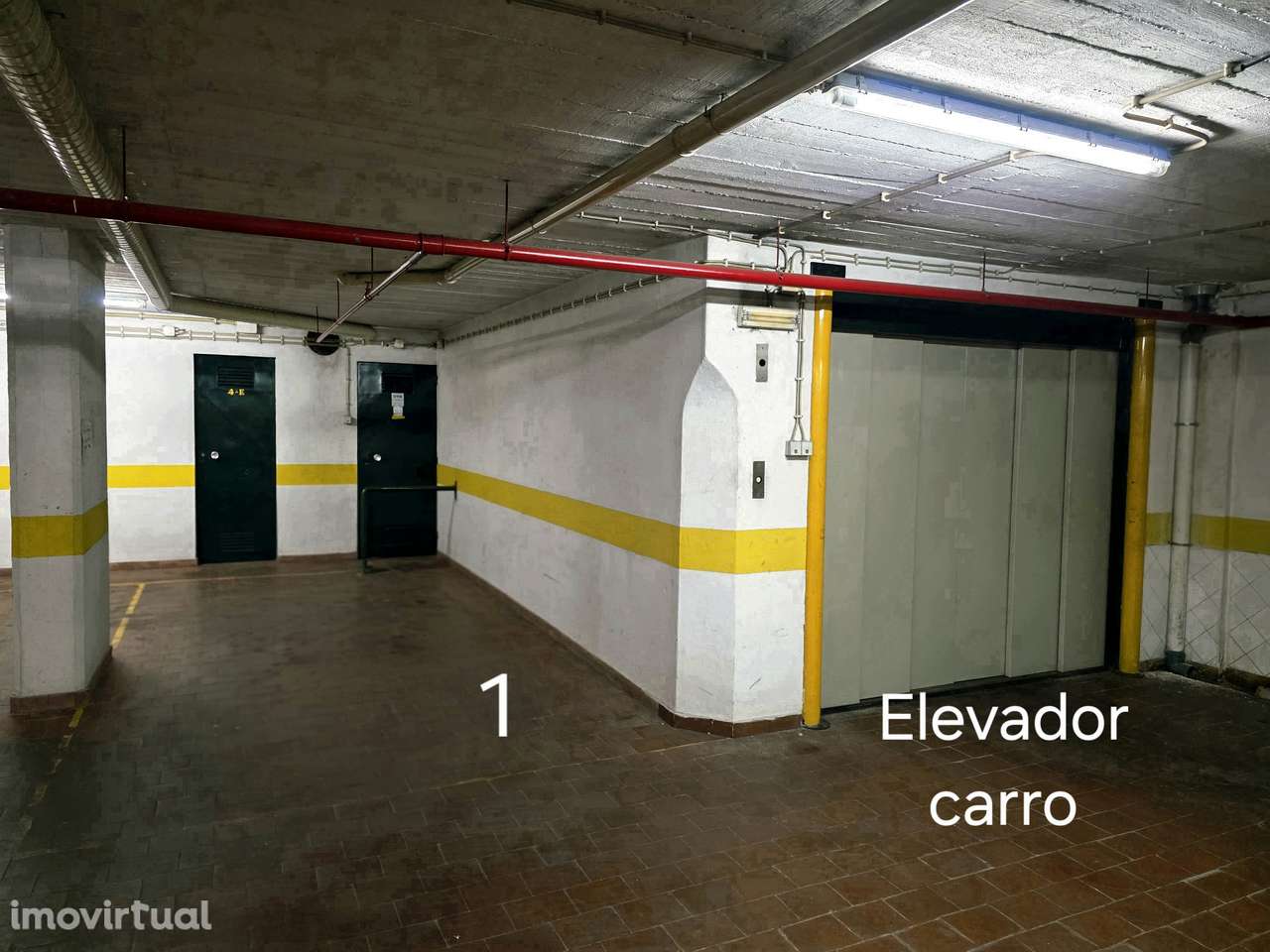 Lugares de estacionamento - garagem na Estrada da Luz 106, Laranjeiras - Grande imagem: 5/15
