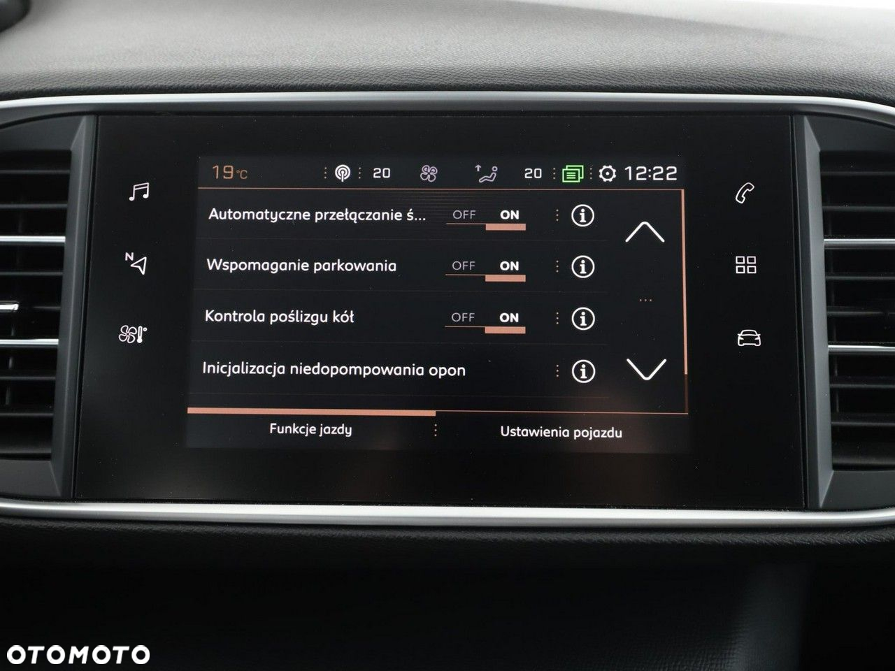 Peugeot 308 1.5 BlueHDi Allure S&S EAT6 - 26