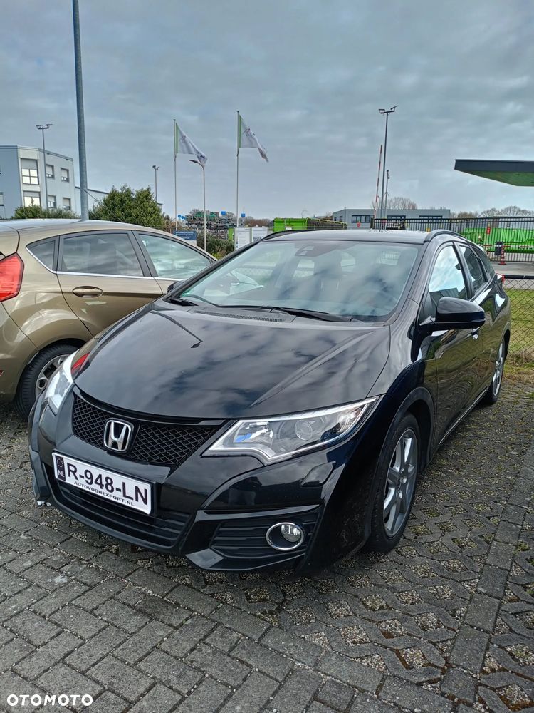 Honda Civic 1.6 i-DTEC Executive - 1