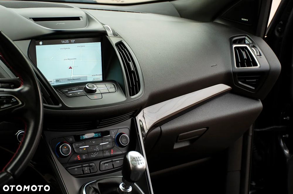 Ford Kuga - 33