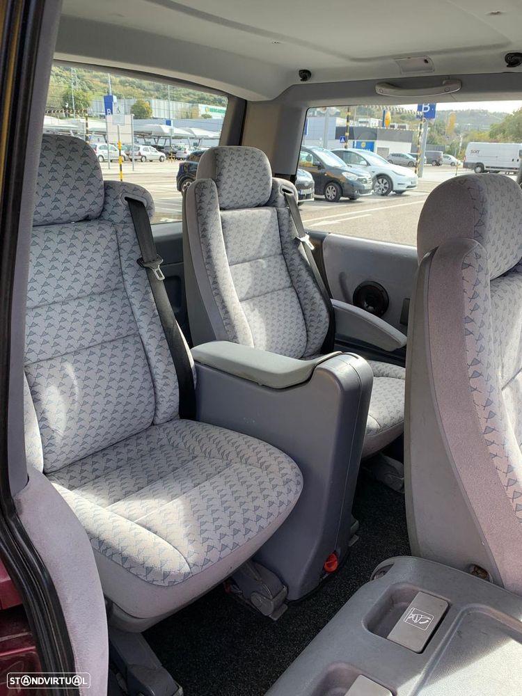 Mercedes-Benz Vito Tourer - 8