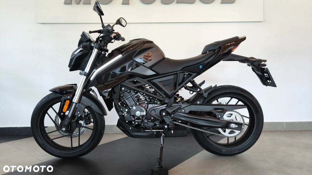 VOGE R125 - 2