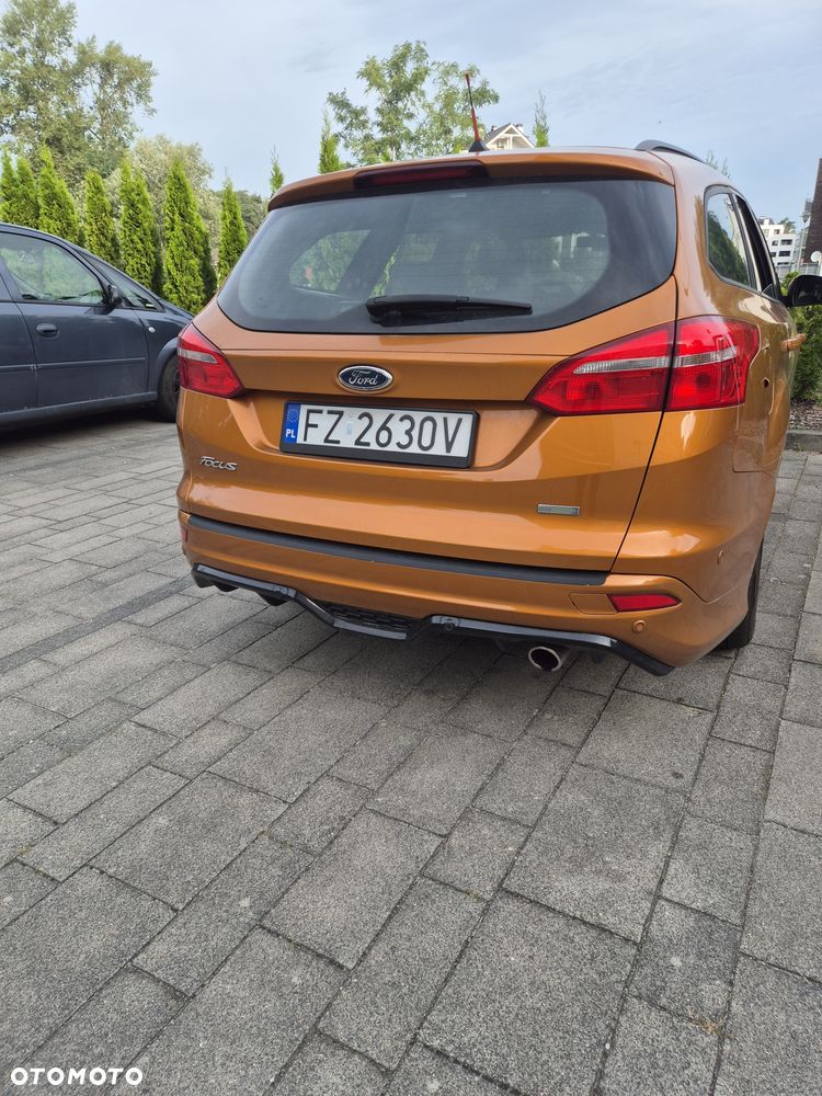 Ford Focus - 2