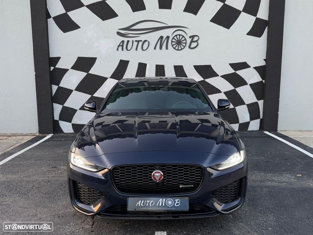 Jaguar XE 2.0 D R-Dynamic S - 2
