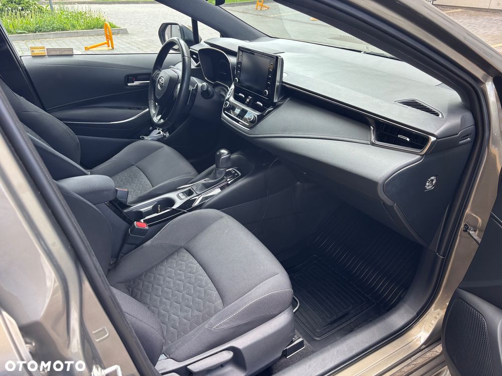 Toyota Corolla 2.0 Hybrid Comfort - 20