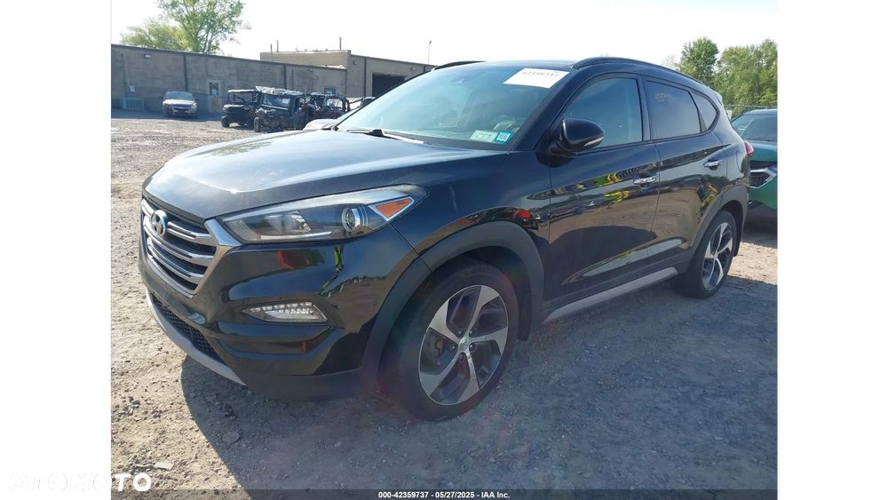 Hyundai Tucson - 2